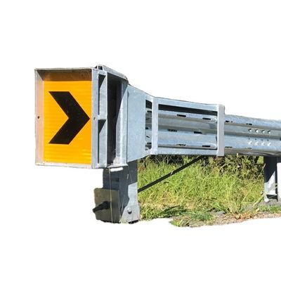 交通障害用ガードレールSKT350 道路安全保護のための高速道路ガードレールを終了