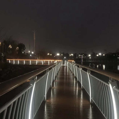 Q235 Q345 スチールバリア 屋外フェンス パネル 橋 護欄 道路交通安全
