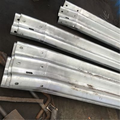 道路の安全性 熱浸しガルバン化護線 ISO9001 2000 証明書付き