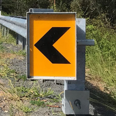 Q235 Q345 高速道路護線保護用,電熱粉末塗装されたSKT端末