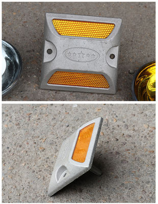 100x100x25mm アルミ道路舗装マーカー 猫の目 道路警告のために作られたストッド