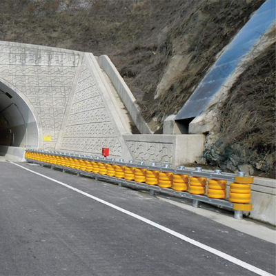 標準AASHTO M-180材料の抗腐食拡張可能な高速道路ロールバリア