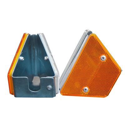 オーダーメイド形状反射器 高反射ガードレイル線標