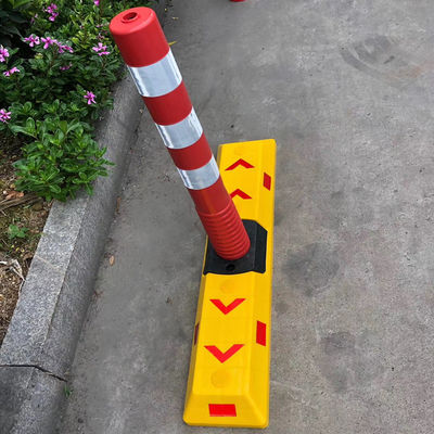 高可視な交通管理用ゴム反射型道路コーン