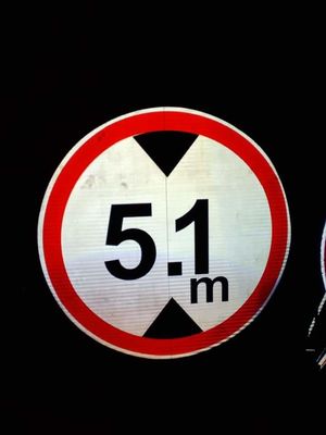 2021年 高可視性警告 アルミ道路標識