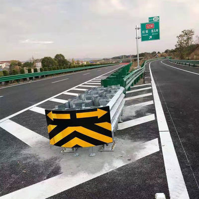 カー用のカスタマイズされたQ235 Q345 衝突枕 道路と高速道路の障壁