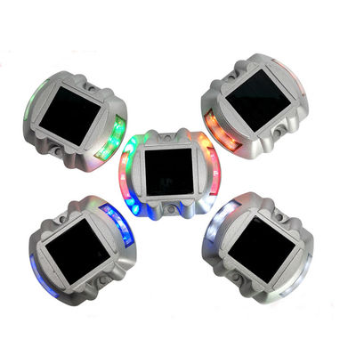 100*100*20mm 太陽光発電のアルミニウムLED道路標識