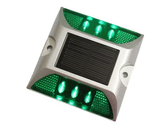 太陽光LEDライト付きのスクエアロードスタッド 白 黄色 赤 青 緑 警告道路コーン