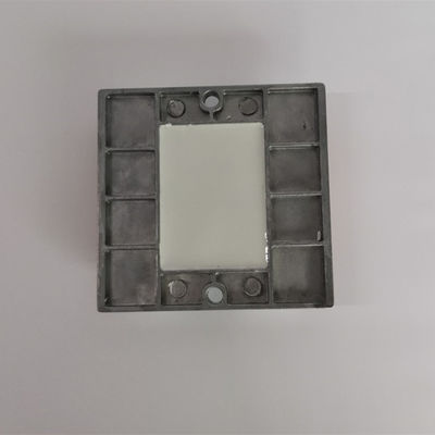 G105 太陽光発電のアルミニウムロードスタッド 100*20*20 最良の道路安全と標識ソリューション