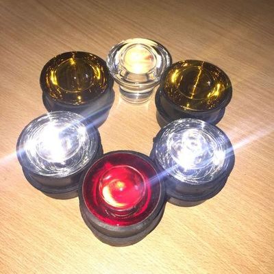 104*123*23mm LED ソーラーキャットアイ 閃光歩道標識 反射型ロードスタッド OEM