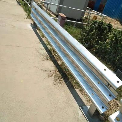 ストレートバリア 熱浸し 鉄鋼 高速道路護線