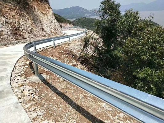 高速道路護線 AASHTO M-180 標準および電熱強度を持つ鋼護線