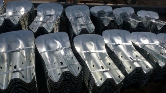 防腐渋滞障壁のためのガルバン化および粉末で覆われた魚尾端端