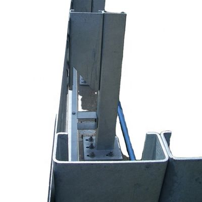 中国製 ホットディップガルバン化Uスペース/チャネルスペース 高速道路ガードレイル