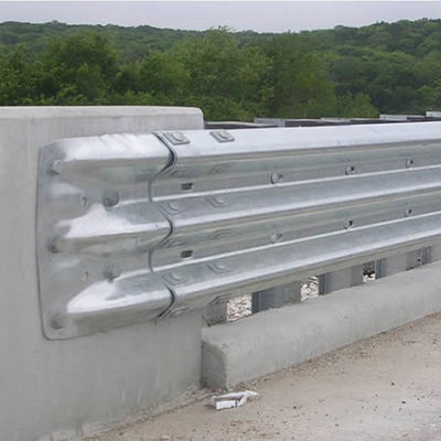 外部セキュリティ 鉄鋼化 W ビーム エンド/トライ ビーム エンド ターミナル エンド 高速道路 護線