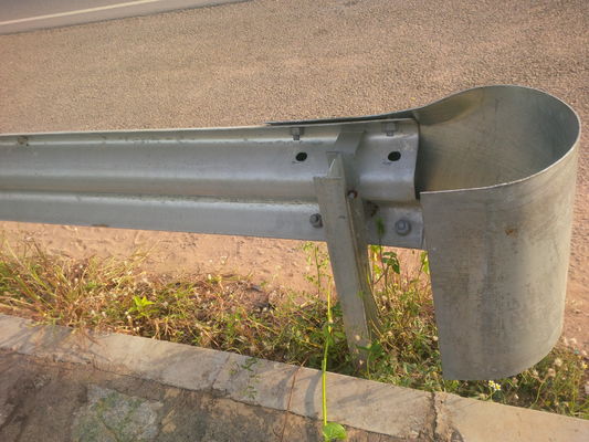 パーソナライズされたガルバン化Wビーム/トライビーム 高速道路 護線 寸法 交通障害