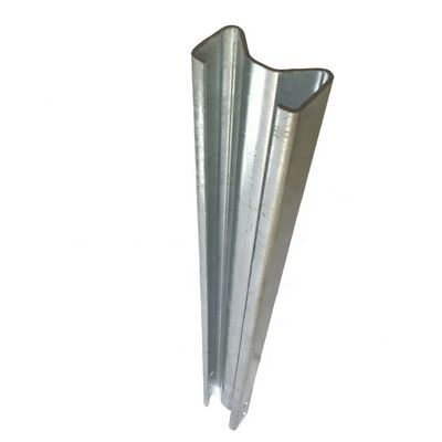 ISO9001 2008 認定 ホットディプ 熱熱電磁金属 シグマ Q235 Q345 高速道路護線用鋼鉄柱