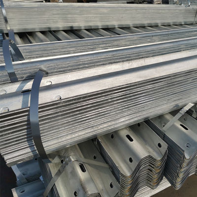CE/BV/ISO 9001/ISO14001/ISO 18001 道路護線用 認証された 鋼筋電化柱