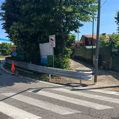 道路安全 アフリカ市場向け Z ストック付き 高速道路保護欄