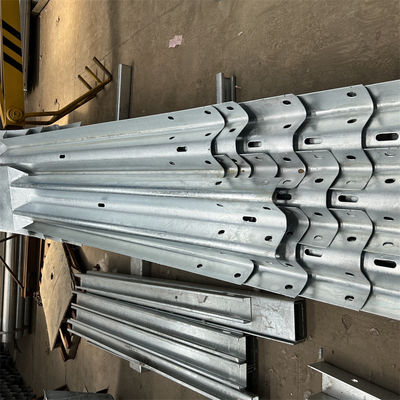 ホットガルバン化 冷式ロール 長さ4130mm Wビーム 高速道路護線 交通事故障害 標準 AASHTO M-180