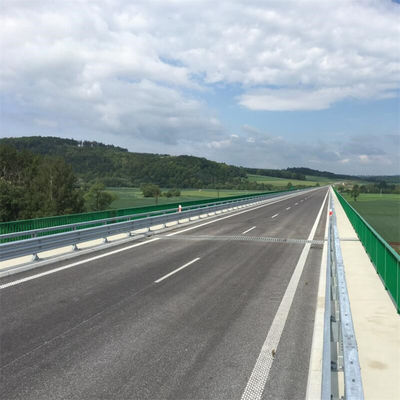 道路保護用のQ345ストライプ鋼で製造されたWビーム鋼のコスト