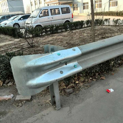 耐腐食金属 魚尾 牛鼻 アンカー バッファー 橋端 端 道路障壁