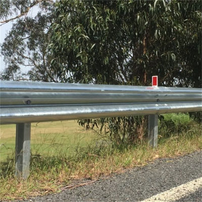 ホット・ギャルバン化および冷式ロール技術によるガルバン化Wビーム高速道路護線