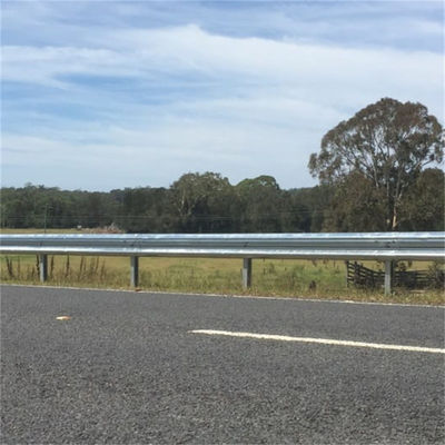 ISO9001/TUV/BV/CE 認証された道路交通事故防止用道路安全ガードレール